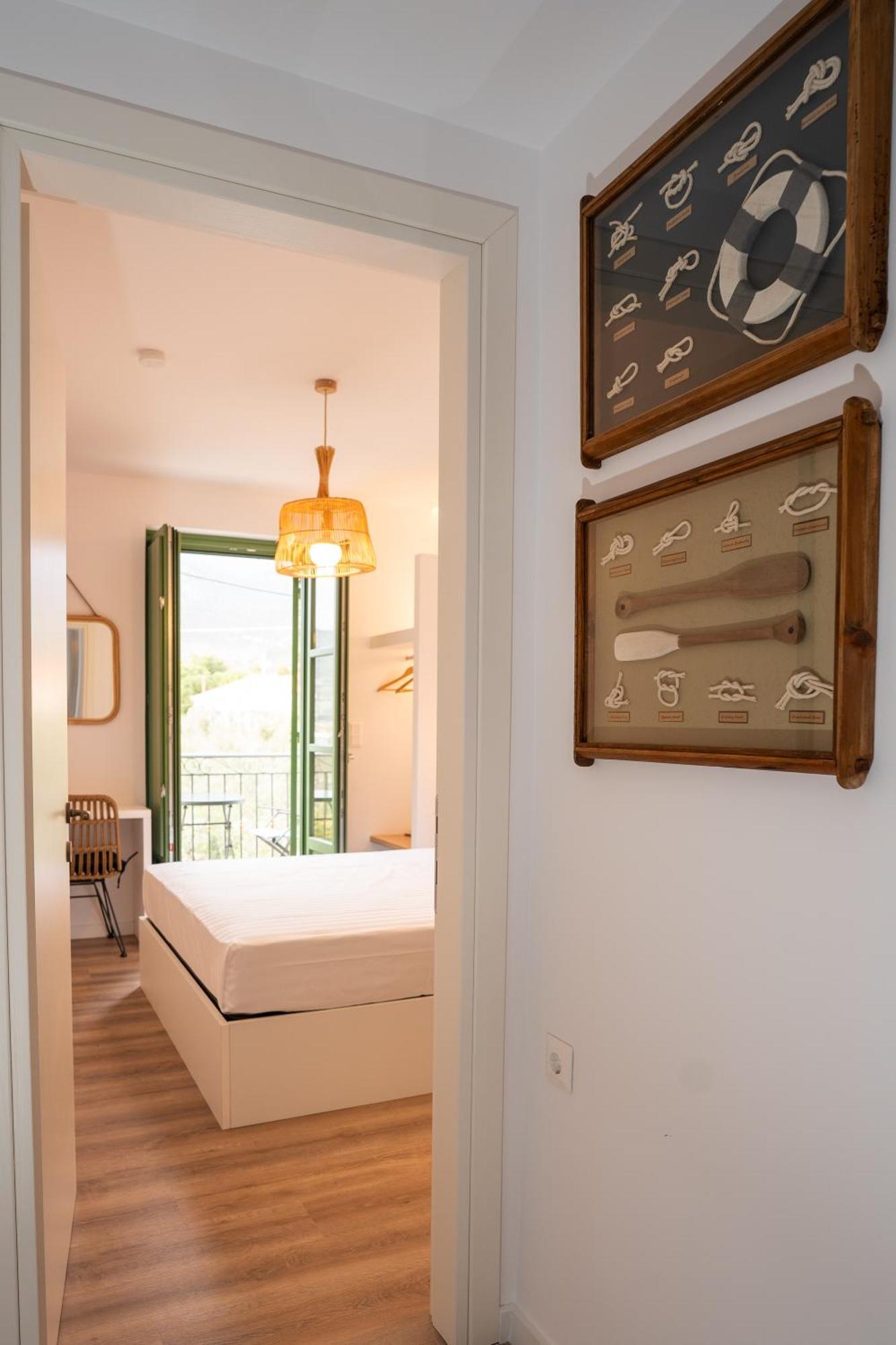 Olvio Suites Kardhamili Ngoại thất bức ảnh