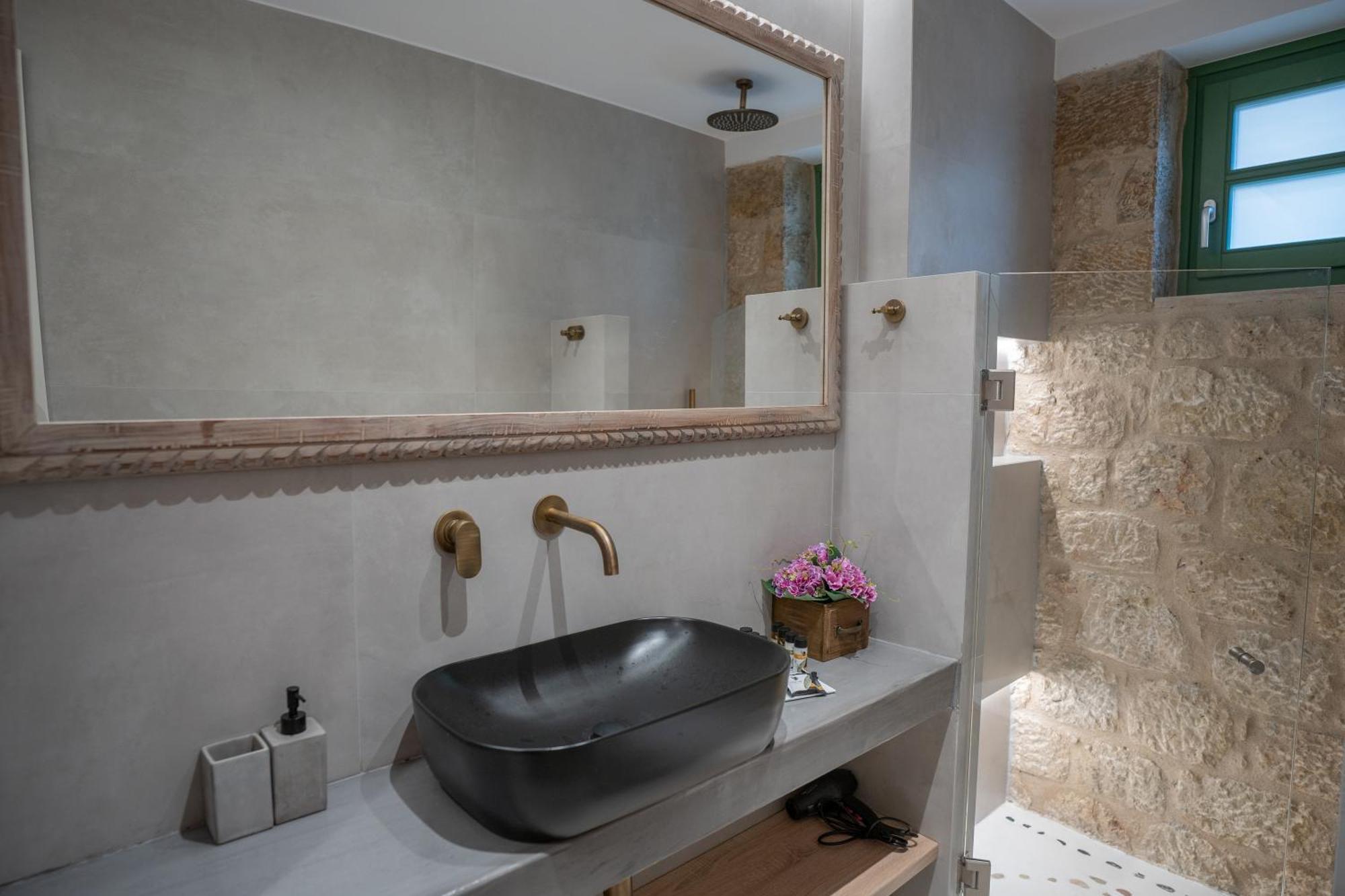 Olvio Suites Kardhamili Ngoại thất bức ảnh