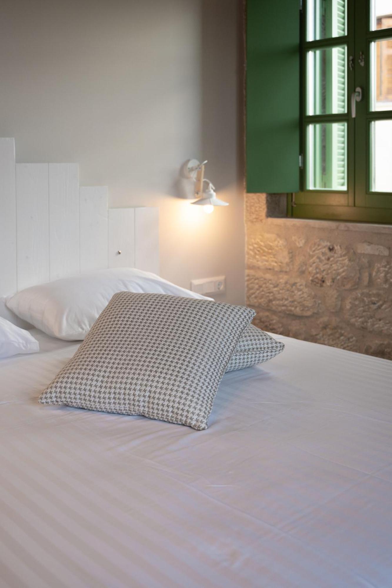 Olvio Suites Kardhamili Ngoại thất bức ảnh