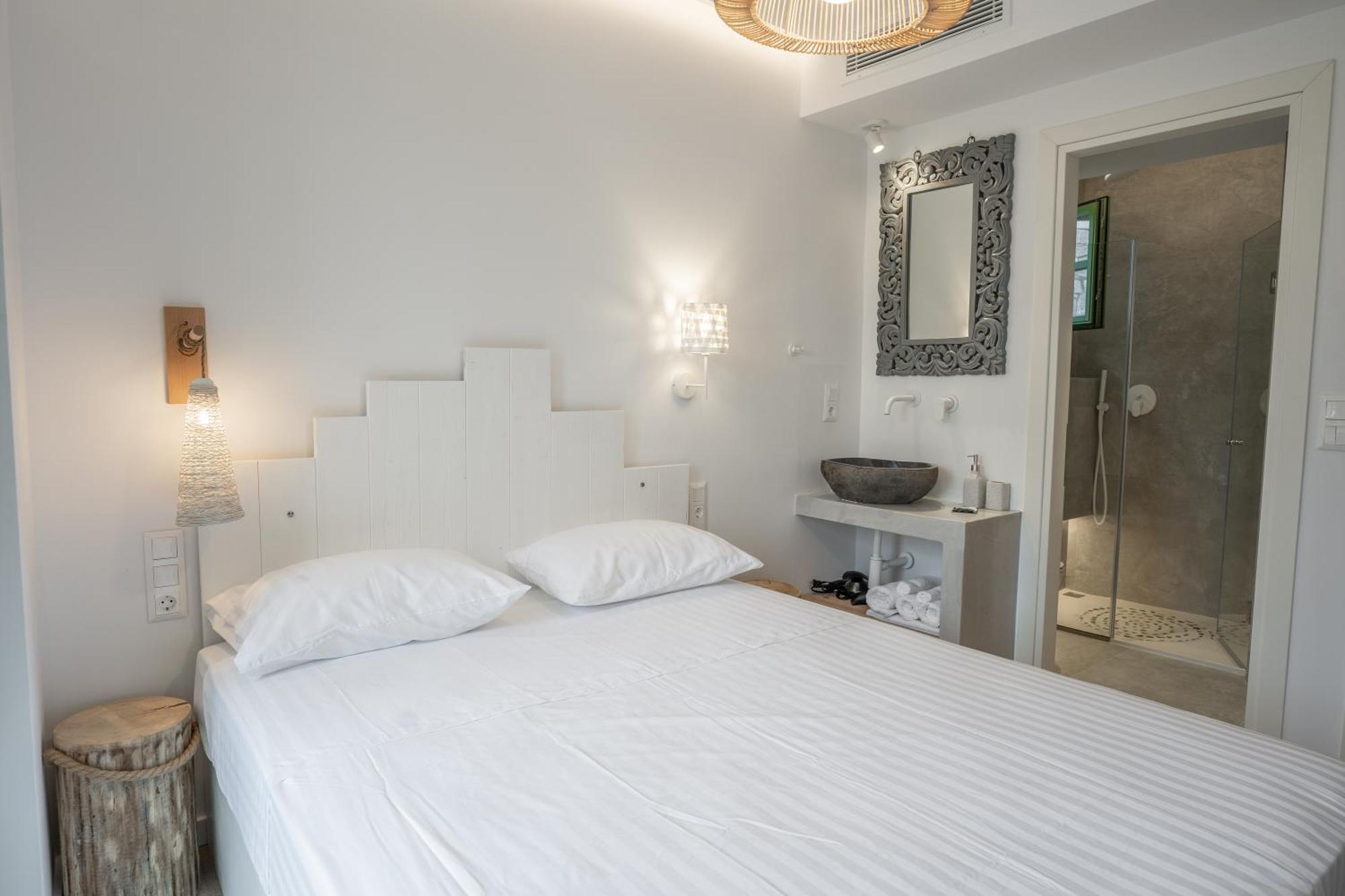 Olvio Suites Kardhamili Ngoại thất bức ảnh