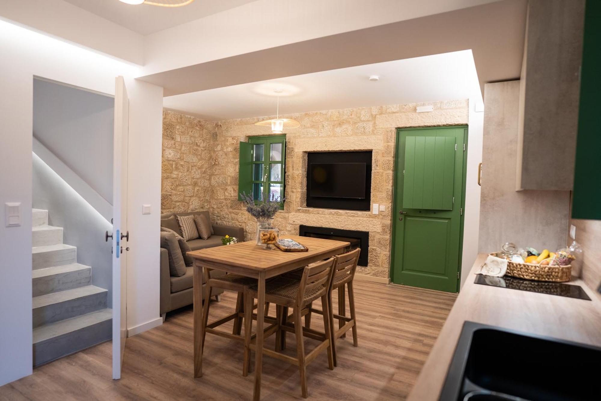 Olvio Suites Kardhamili Ngoại thất bức ảnh
