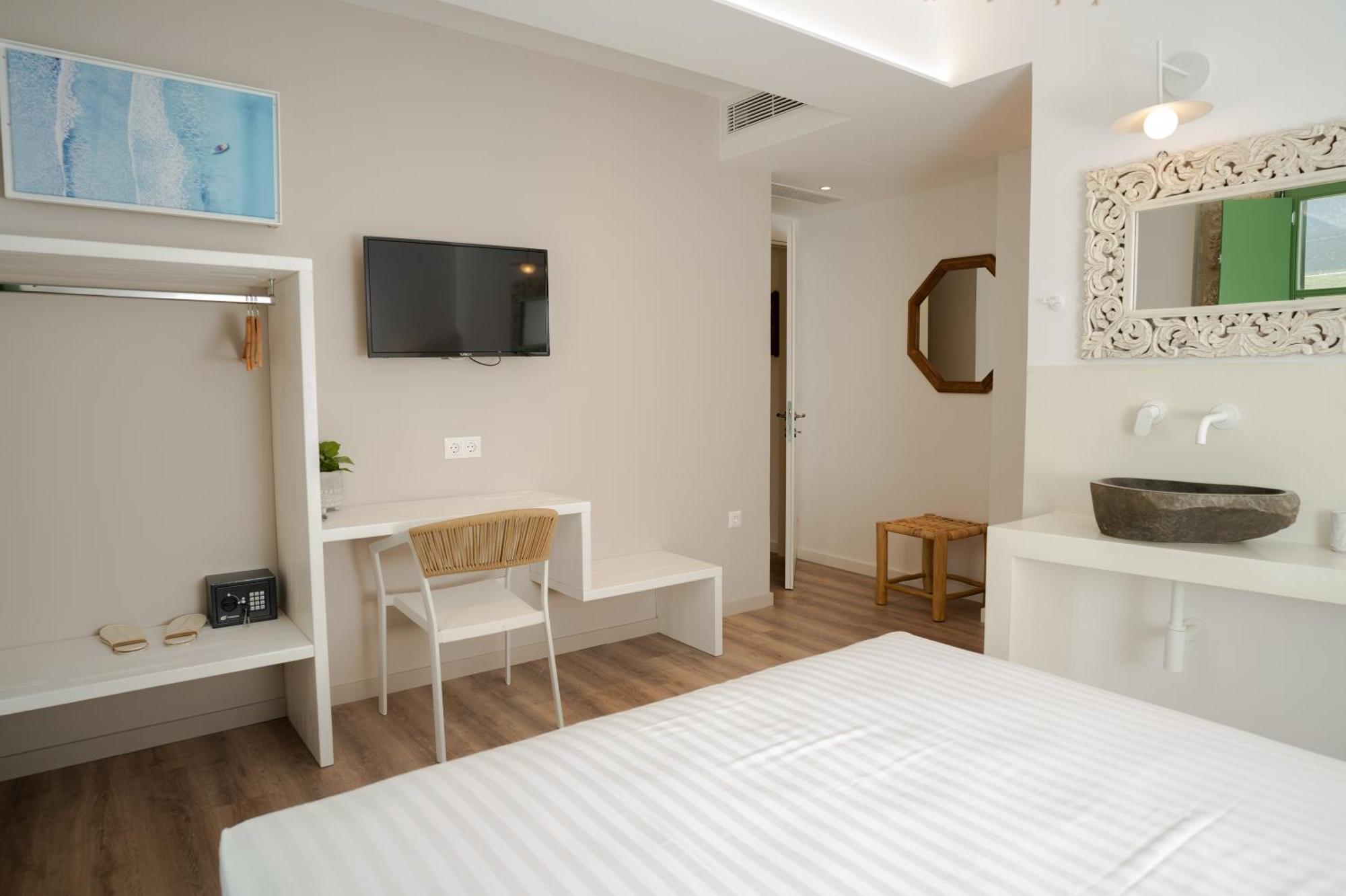 Olvio Suites Kardhamili Ngoại thất bức ảnh