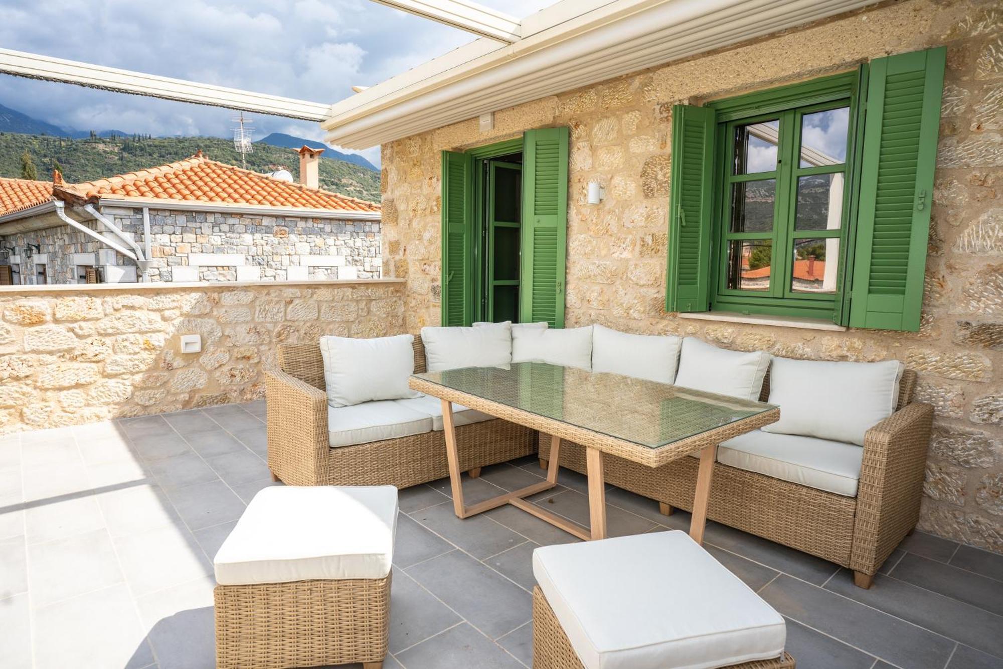 Olvio Suites Kardhamili Ngoại thất bức ảnh